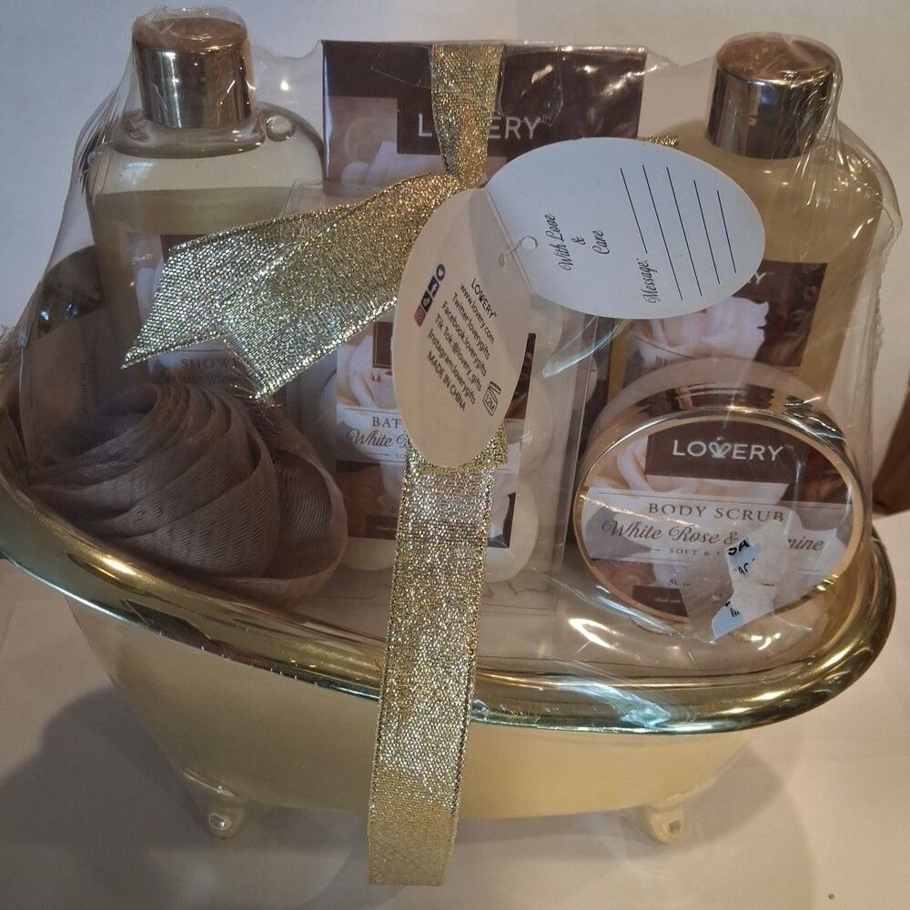 Lovery 8 Piece White Rose Jasmine Bath Set Style 17FJ017